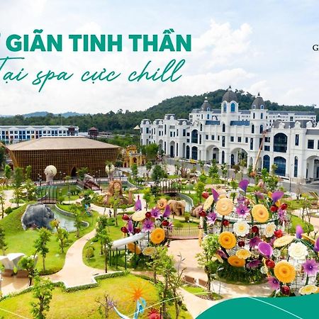 Bistro Hotel Grand World Phu Quoc Buitenkant foto