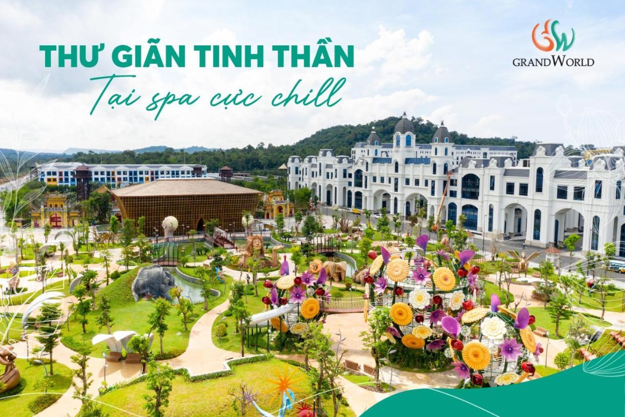 Bistro Hotel Grand World Phu Quoc Buitenkant foto