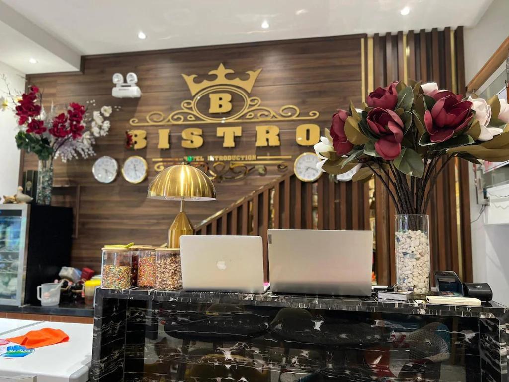 Bistro Hotel Grand World Phu Quoc Buitenkant foto